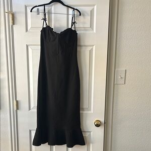 Astr Elegant Black Midi Dress with Ruffle Hem